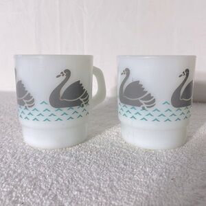 Vintage Termocrisa Grey Swan Milk Glass Mugs x2
